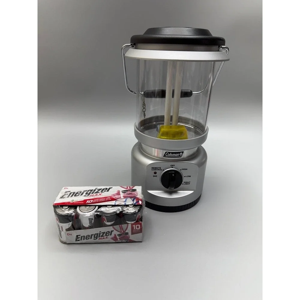 COLEMAN Florescent Lantern Battery Powered Remote Control Includes D Batteries